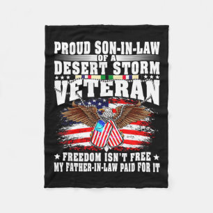 Mens proud son-in-law of desert veteran freedomMen Fleece Blanket
