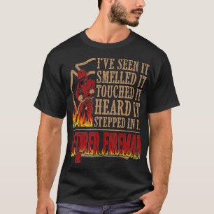 Mens Retired Fireman Firefighter Axe Fire  Gift  T-Shirt