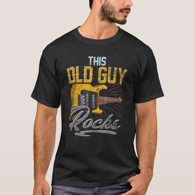 Mens This Old Guy Rocks Bassist Music Bass Guitari T-Shirt (Front)