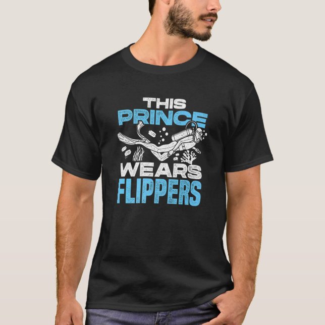 Mens This Prince Wears Flippers Diver Scuba Diver  T-Shirt (Front)