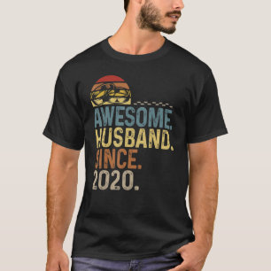 Mens Vintage Rings Wedding Anniversary Awesome Hus T-Shirt
