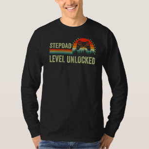 Mens Vintage Stepdad Level Unlocked Gamer Stepdad  T-Shirt