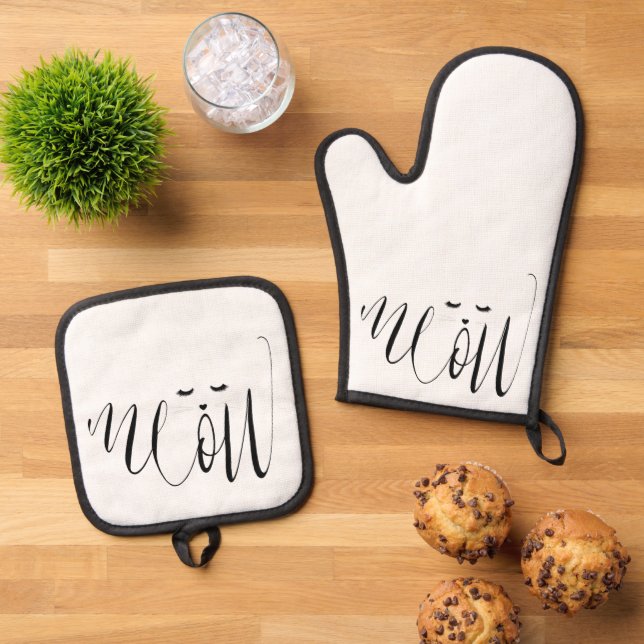 Meow Cat Oven Mitt & Pot Holder Set (Top Down)