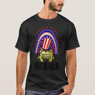 Merica American Flag Rainbow Frog Women Frog Lov T-Shirt