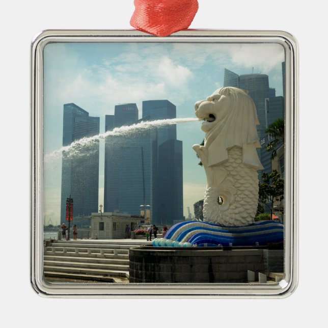 Merlion Sculpture Singapore Metal Tree Decoration (Front)