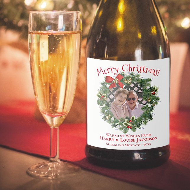 Merry Christmas Cute Holiday Wreath Photo Frame Sparkling Wine Label (In Situ with Glass)