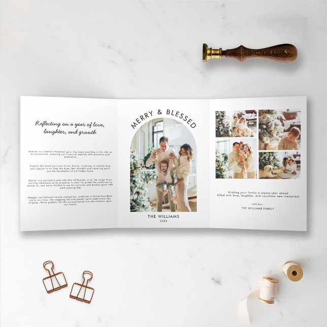 Merry Christmas Modern Year in Review Card (Creator Uploaded)