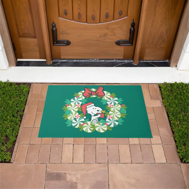 Merry Christmas Peppermint Holiday Wreath Doormat (Outdoor)