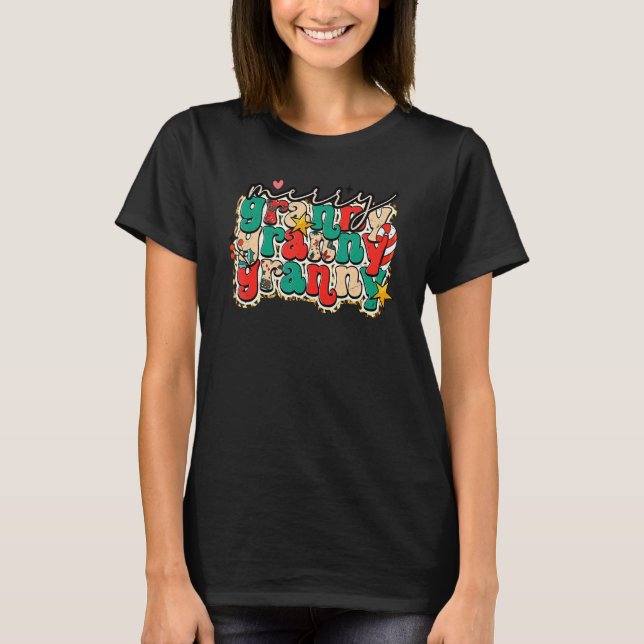 Merry Granny Leopard Family Christmas Pajamas Holi T-Shirt (Front)