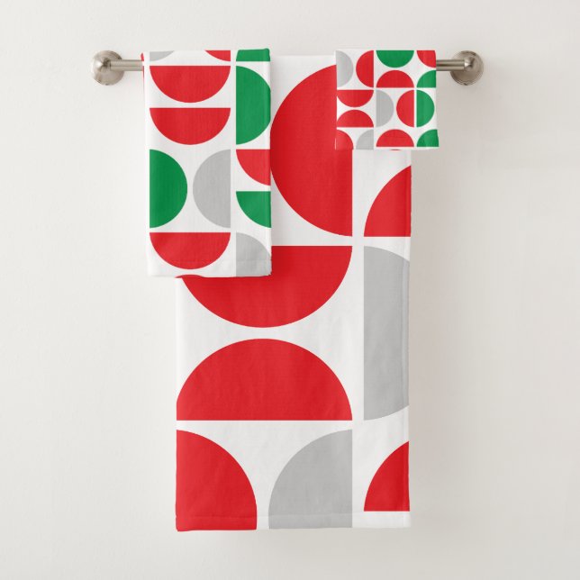 Merry Mid Century Holiday Tiles Bath Towel Set (Insitu)