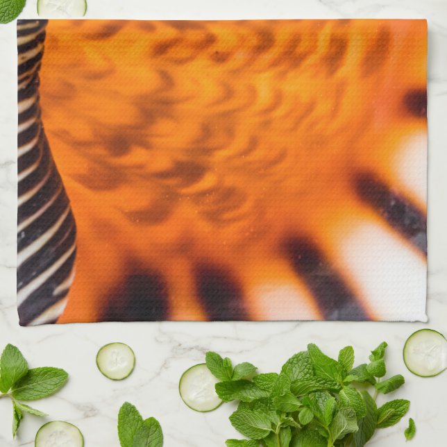 Mesmerising seashell tea towel (Folded)
