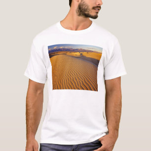 Mesquite Flat Sand dunes in Death Valley T-Shirt