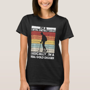 Metal Detecting Treasure Hunting Detectorist Detec T-Shirt