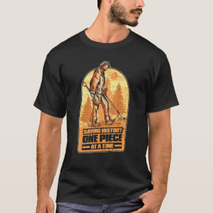 Metal Detectoring Detectorist Treasure Hunting T-Shirt