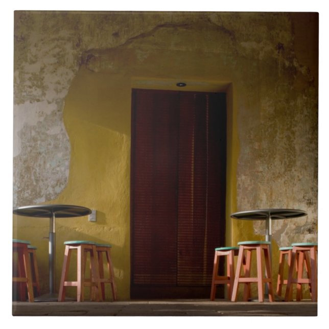 Mexico, Oaxaca, Afternoon sun lights balcony of Tile (Front)
