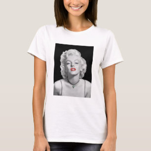 MIC01BWRD-V3 Look of Love Emerald Heart.tif T-Shirt