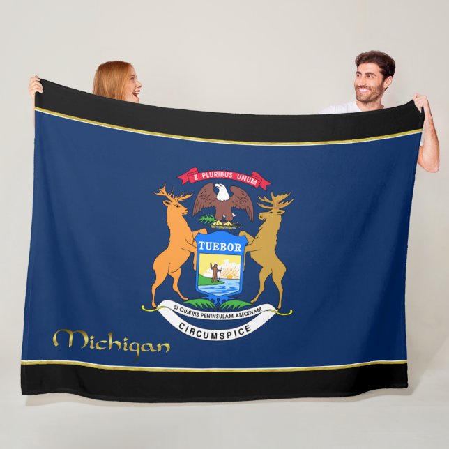 Michigan flag fleece blanket (In Situ)