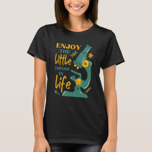microscope microbiologists biology nerd science la T-Shirt