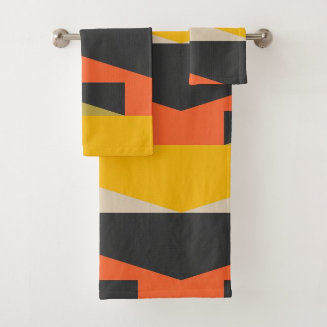 Mid Century Modern Abstract Art Geometric Shapes Bath Towel Set (Insitu)