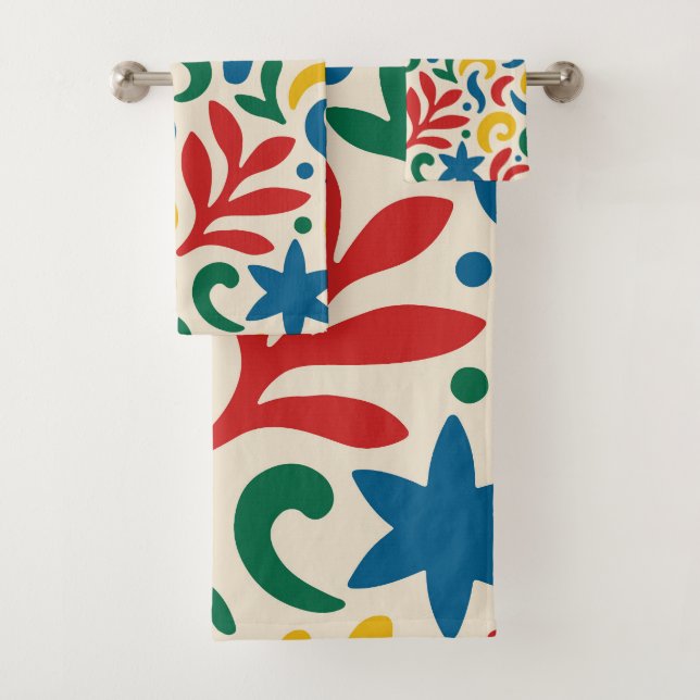 Mid Century Modern Biophilic Pattern Bath Towel Set (Insitu)