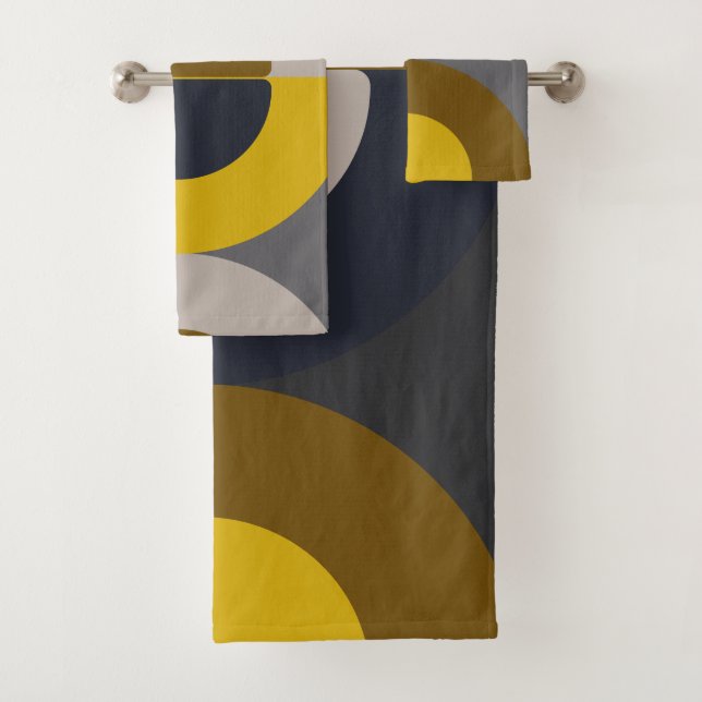 Mid-Century Modern Bronze Mustard Thunder Bath Towel Set (Insitu)