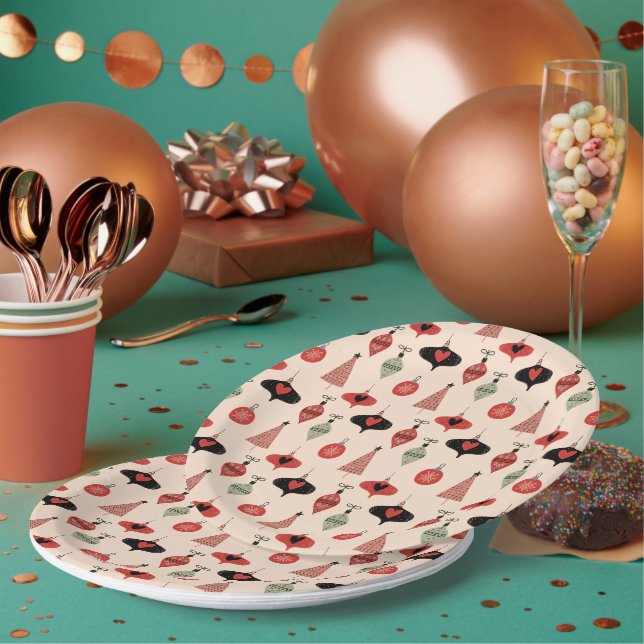 Mid Century Modern Christmas Pattern  Paper Plate (Multi)