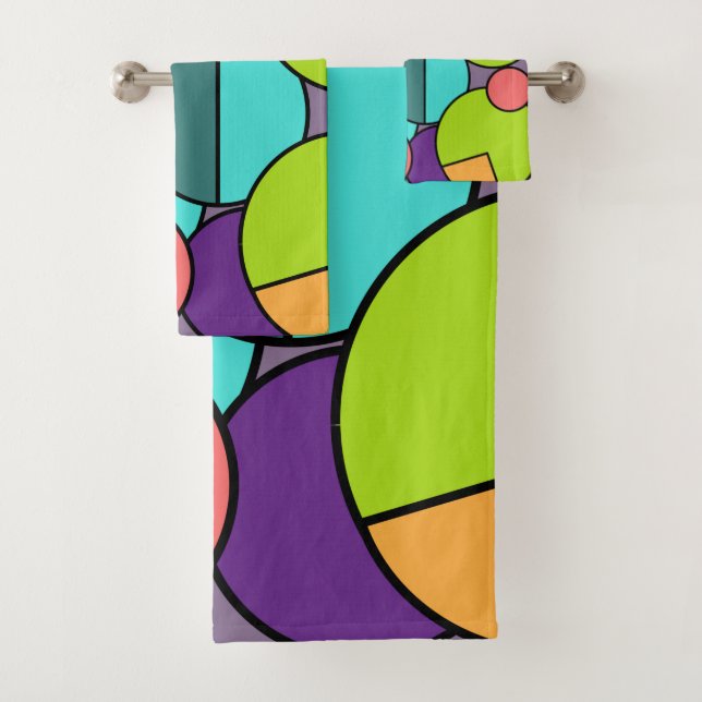Mid-Century Modern Circle Collage  Bath Towel Set (Insitu)