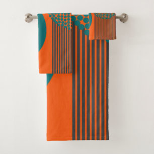 Mid-Century Modern Circles and Lines Bath Towel Set