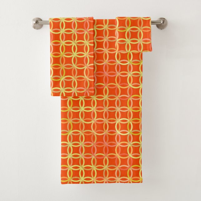Mid-Century Modern circles, mandarin orange Bath Towel Set (Insitu)