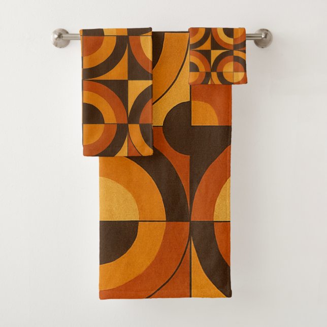 Mid Century Modern Geometric Abstract Pattern Bath Towel Set (Insitu)