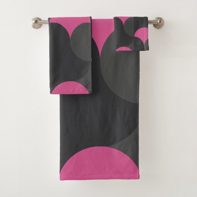 Mid-Century Modern pink and grey      Bath Towel Set (Insitu)