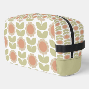  Mid-Century Pastel Pink Retro Floral Pattern Dopp Kit