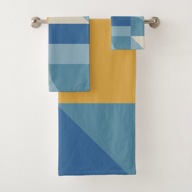 Mid geometry abstract shapes Pattern Bath Towel Set (Insitu)