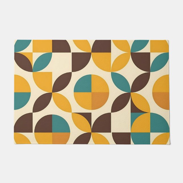 Midcentury Geometric Petal Pattern Doormat (Front)