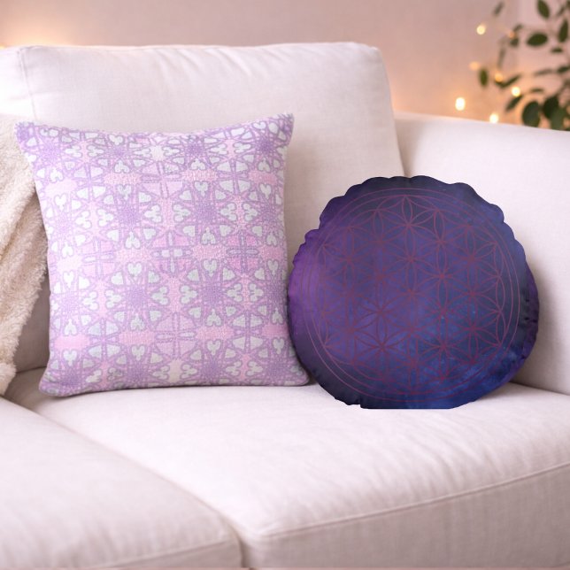 Midnight Aura – Colour of Heart Round Cushion (Creator Uploaded)