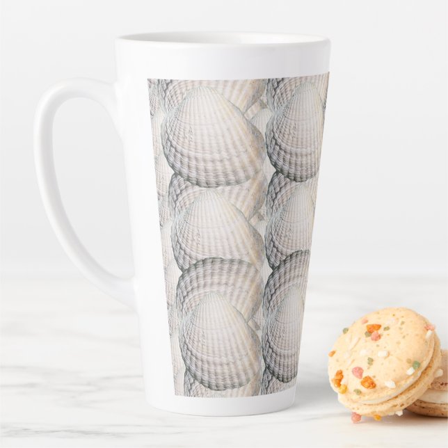 Mikitiez summer venus shell ocean beach latte mug (In Situ)