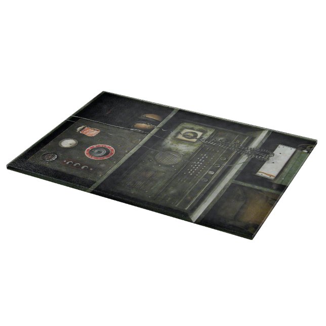 Military Comms Vintage Radio Equipment Cutting Board (Corner)
