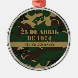 Military vehicle pattern for freedom day metal tree decoration