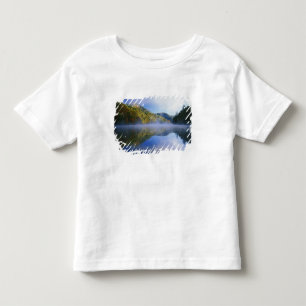 Millcreek Lake and autumn colours at sunrise, Toddler T-Shirt
