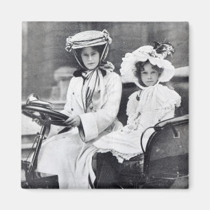 Millicent Duchess of Sutherland and her daughter Magnet