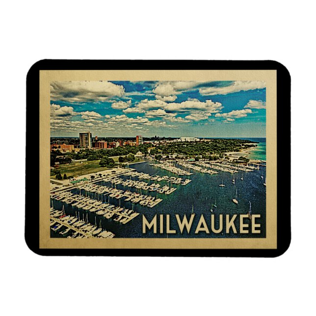 Milwaukee Wisconsin Vintage Travel Magnet (Horizontal)