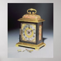 Miniature bracket clock