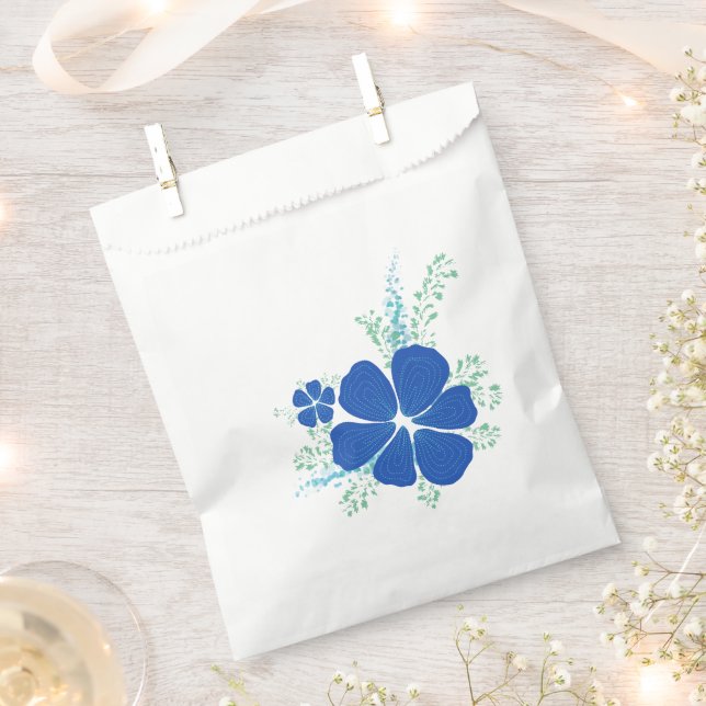 Minimal Blue Floral / Boutique Gift Wrap Bag (Clipped)