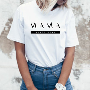 Minimal & Chic Mama Scripted Women's Basic T-Shirt