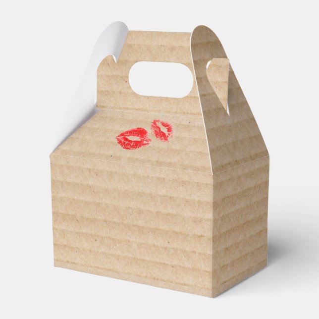 Minimal Red Lip Print Favour Box (Front Side)
