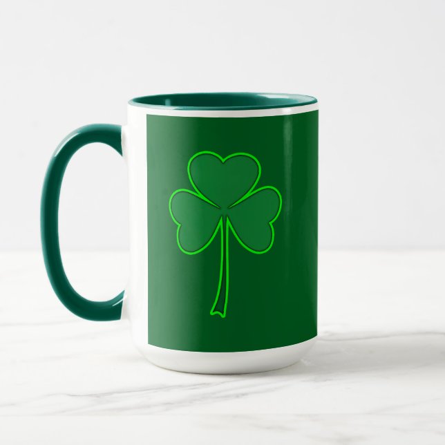Minimal Shamrock St Patrick’s Day Shirt – caneca Mug (Left)