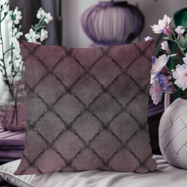 Minimal Vintage Floral Pattern Black Cushion (Creator Uploaded)