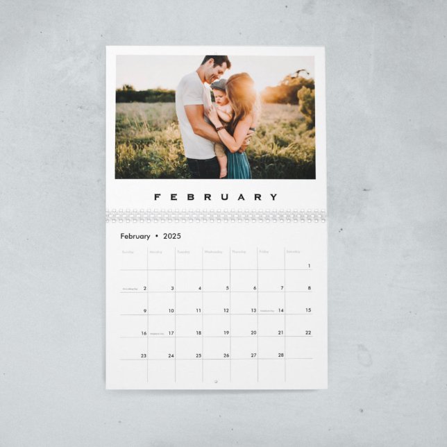 Minimalist and Modern Simple Family Photo Calendar (Creator Uploaded)