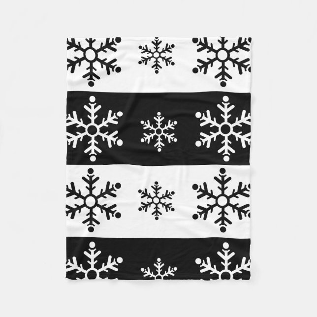 Minimalist black and white snowflake pattern fleece blanket (Front)
