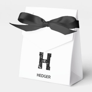 MINIMALIST BLACK ONE LETTER MONOGRAM NAME WHITE FAVOUR BOX